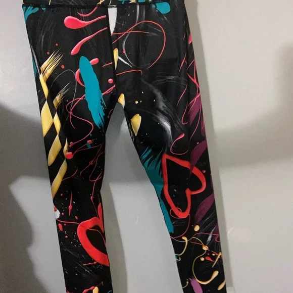 Graffiti and Hearts Vibrant Multi-Color Leggings - Picture 4 of 11